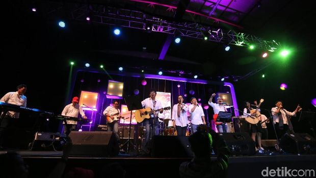 Merayakan Ke-Indonesiaan bersama Elek Yo Band with Endah N Rhesa di BNI Java Jazz 2018 