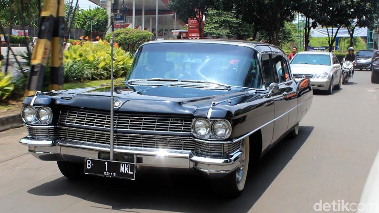 Mobil Bekas Bung Karno Ini Pemberian John F. Kennedy Mobil Bekas Bung Karno Ini Pemberian John F. Kennedy