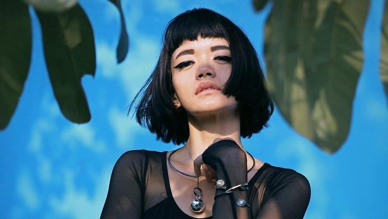 Model Dylan Sada Ungkap Pelecehan Seksual oleh Ayah Kandung Model Dylan Sada Ungkap Pelecehan Seksual oleh Ayah Kandung