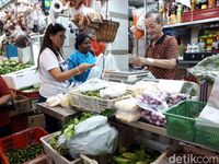 Puas Belanja dan Jajan Mamak Rojak hingga Roti Prata di Tekka Centre