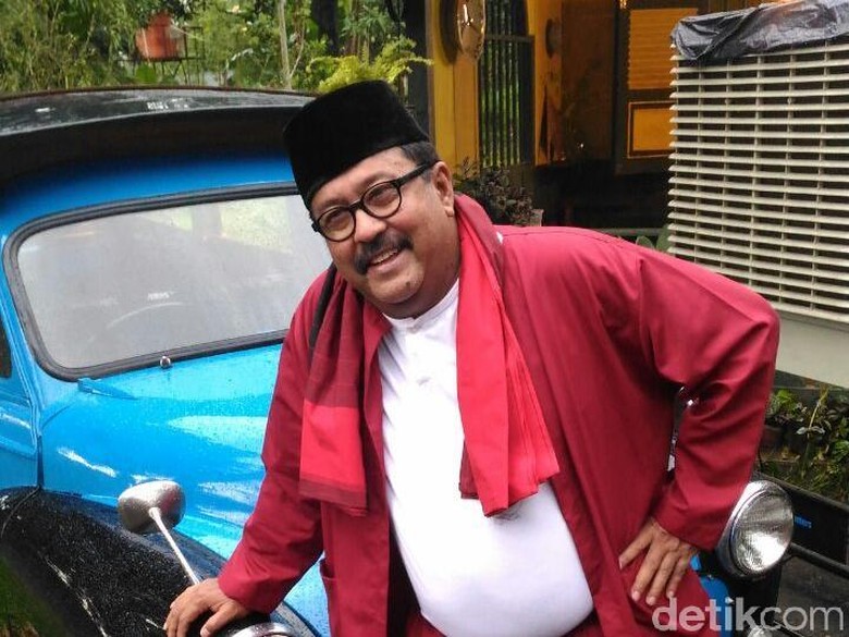 Begini Gaya Kulineran Enak Si Doel Hingga Bude Sumiyati yang Kocak Begini Gaya Kulineran Enak Si Doel Hingga Bude Sumiyati yang Kocak