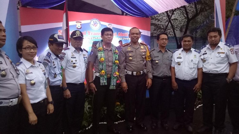 Kampanye Transportasi Sehat, Ini Solusi Kemacetan Ala Kakorlantas Kampanye Transportasi Sehat, Ini Solusi Kemacetan Ala Kakorlantas