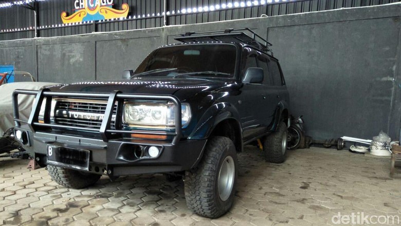 Mau Touring Naik Mobil Keliling Dunia? Ini Tips Murahnya Mau Touring Naik Mobil Keliling Dunia? Ini Tips Murahnya