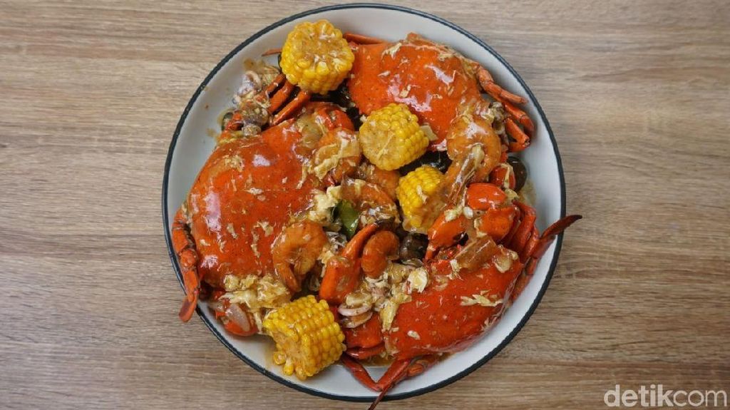 Kepiting Nyinyir : Bisa Makan Seafood Enak di Rumah Tanpa Ribet Kepiting Nyinyir : Bisa Makan Seafood Enak di Rumah Tanpa Ribet