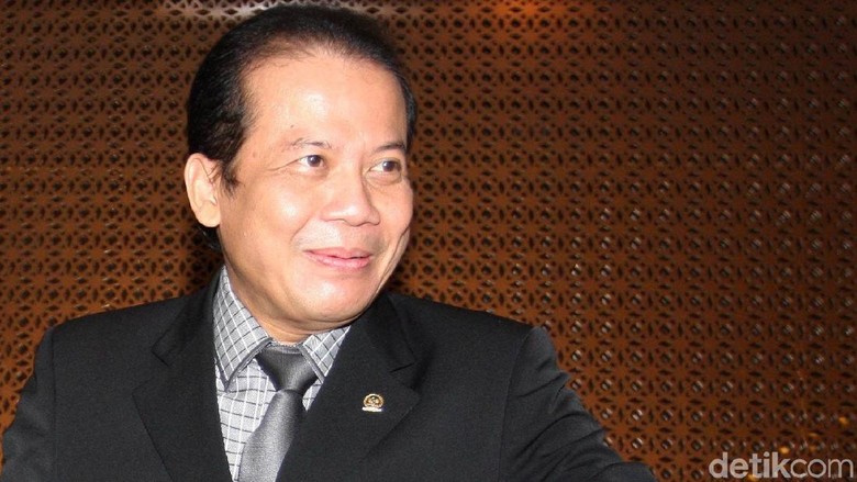 Taufik Kurniawan: Jokowi Sebaiknya Cuti Saat Kampanye Pilpres 2019 Taufik Kurniawan: Jokowi Sebaiknya Cuti Saat Kampanye Pilpres 2019