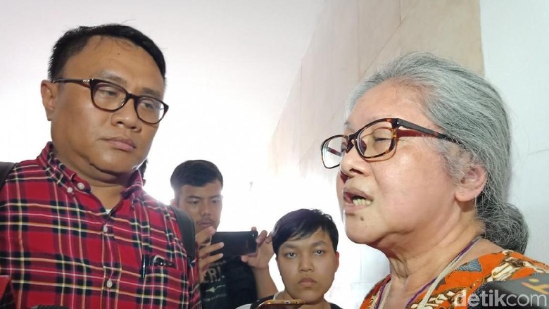 Candri Hanya Miliki Surat Pernyataan Asuhan Anak dari Ortu Candri Hanya Miliki Surat Pernyataan Asuhan Anak dari Ortu