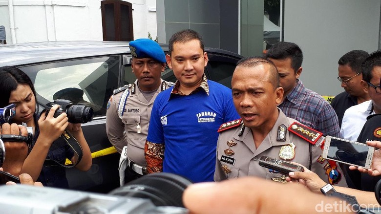 Royce, Tersangka Penembakan Mobil Kadis Perumahan Akui Khilaf Royce, Tersangka Penembakan Mobil Kadis Perumahan Akui Khilaf