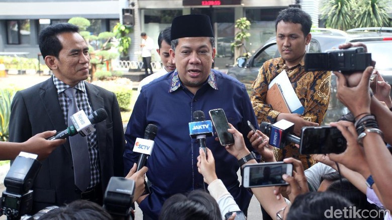 Fahri Hamzah ke PKS: Jangan Ancam Prabowo! Fahri Hamzah ke PKS: Jangan Ancam Prabowo!