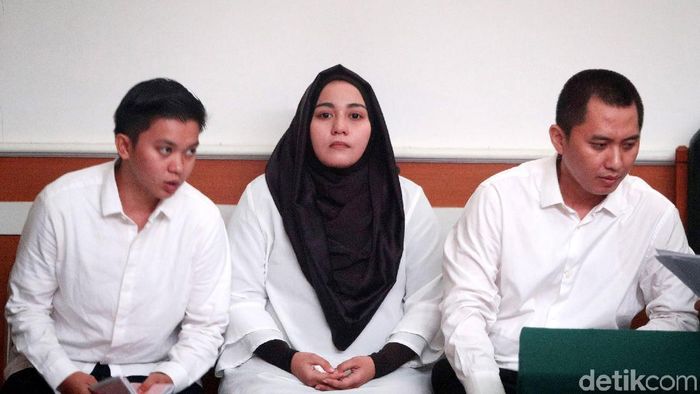 Sidang Bos First Travel Sidang Bos First Travel