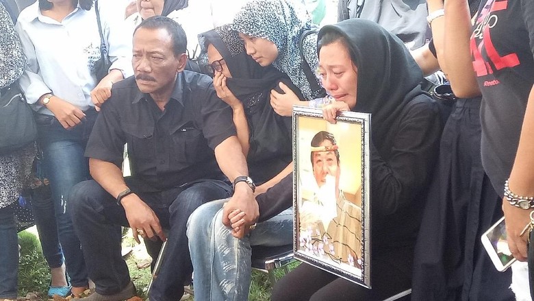 Duka dari Istri Opick dan Chef Harada, Lucinta Luna Benar Bisa Hamil? Duka dari Istri Opick dan Chef Harada, Lucinta Luna Benar Bisa Hamil?