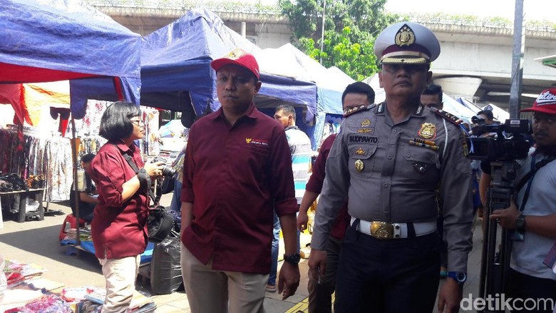 Ombudsman DKI dan Ditlantas Polda Tinjau Penataan Tanah Abang Ombudsman DKI dan Ditlantas Polda Tinjau Penataan Tanah Abang