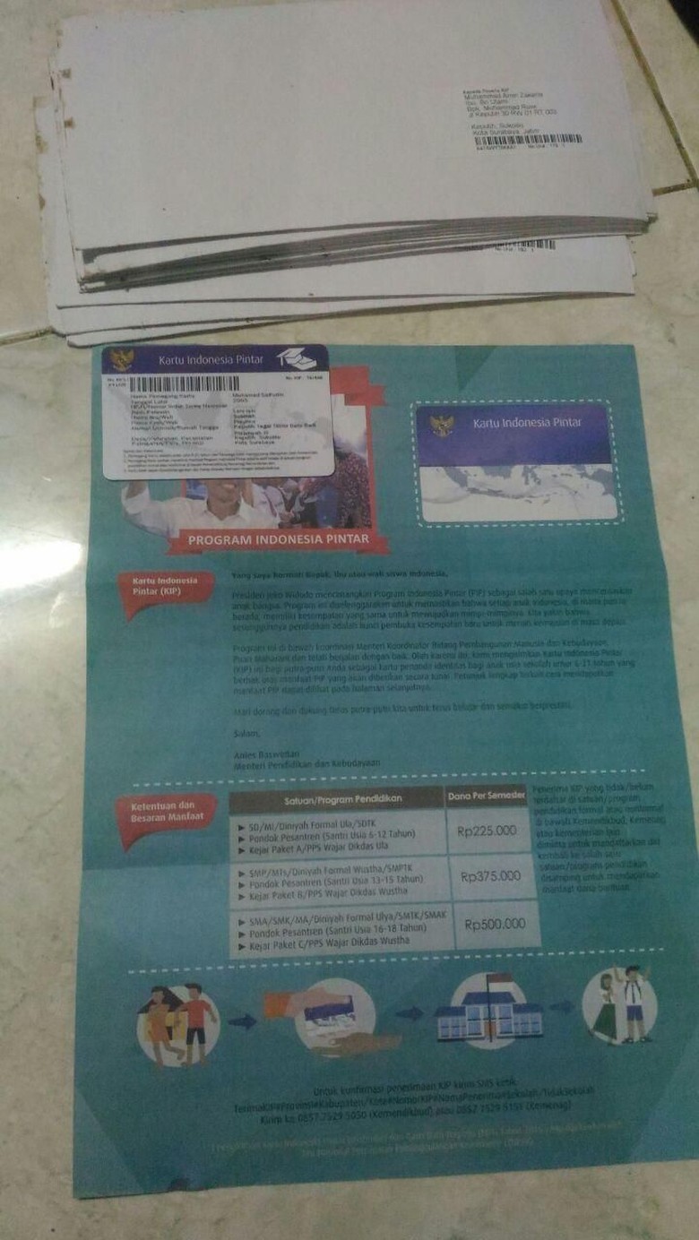 Lembab dan Lengket, KIP di Dalam Karung Belum Bisa Dihitung Lembab dan Lengket, KIP di Dalam Karung Belum Bisa Dihitung