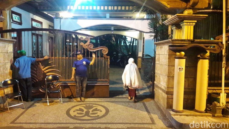 Jadi Tersangka Suap, Begini Situasi Rumah Wali Kota Malang Jadi Tersangka Suap, Begini Situasi Rumah Wali Kota Malang