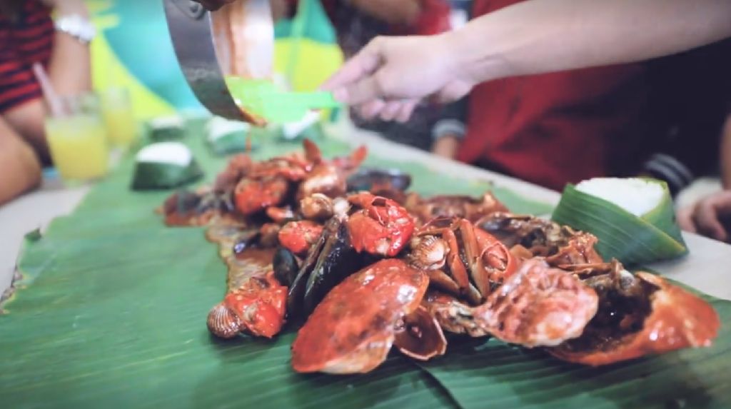 Makan Kepiting Sampai Babak Belur Makan Kepiting Sampai Babak Belur