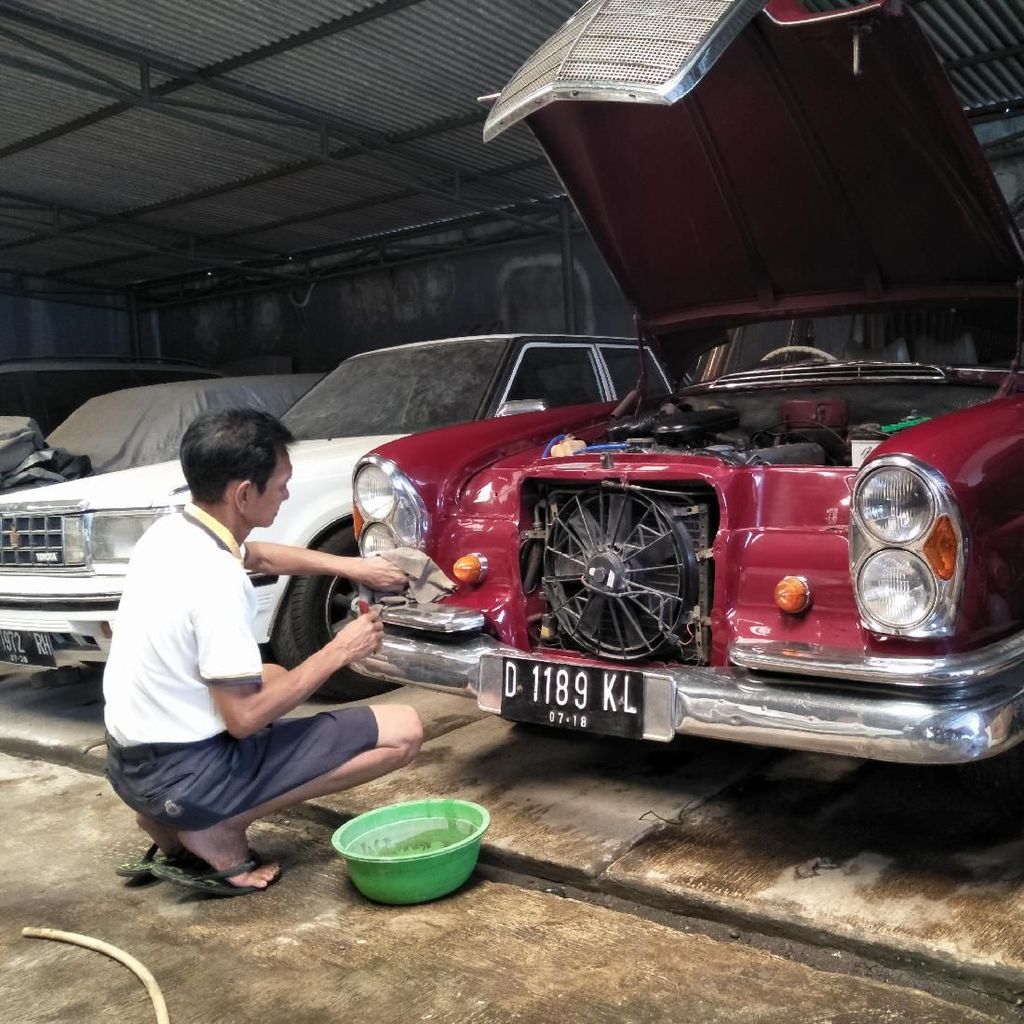 Punya Mobil yang Jarang Terlihat di Jalanan Itu Bangga Banget! Punya Mobil yang Jarang Terlihat di Jalanan Itu Bangga Banget!