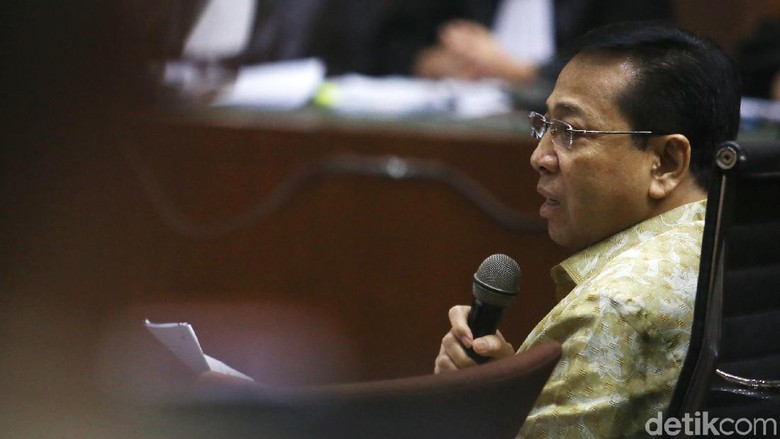 Novanto: Ada Duit e-KTP Rp 5 M untuk Rapimnas Golkar Novanto: Ada Duit e-KTP Rp 5 M untuk Rapimnas Golkar