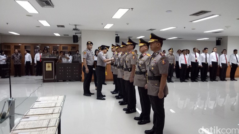 Bareskrim Polri Punya 3 Direktur Baru Bareskrim Polri Punya 3 Direktur Baru