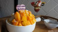 Banainai: Segar Banget! Snow Ice dan Jus Buah Segar yang Manis Alami Ada di Sini