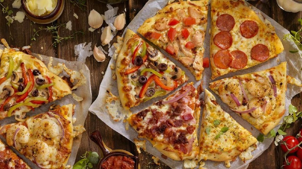 Pizza Klasik dan Kekinian Pizza Klasik dan Kekinian