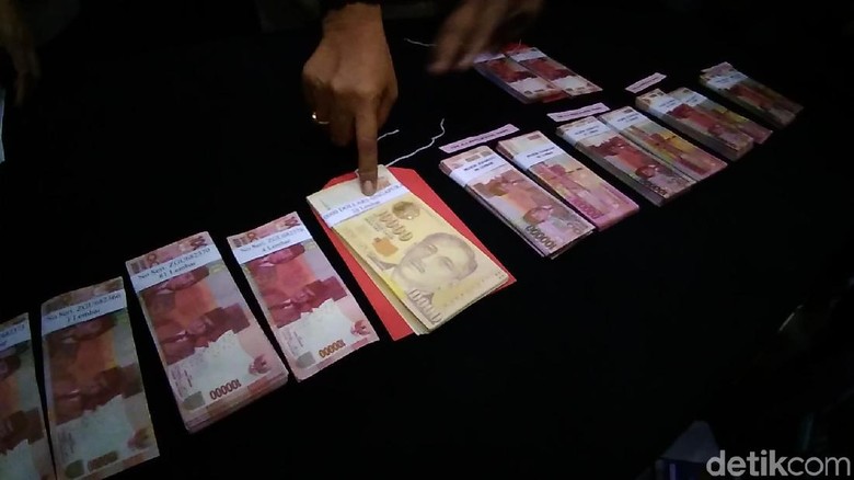 Polri-Kejagung Didesak Bentuk Satgas Investigasi Uang Palsu Polri-Kejagung Didesak Bentuk Satgas Investigasi Uang Palsu