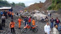 Seluruh Korban Tambang Pasir Merapi Berhasil Dievakuasi Seluruh Korban Tambang Pasir Merapi Berhasil Dievakuasi