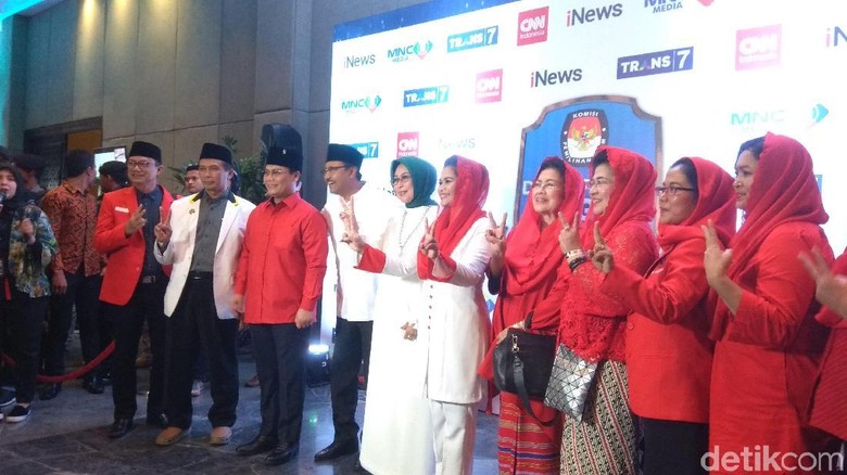 Apa Respons Puti soal Adu Mulut dengan Emil di Ajang Debat? Apa Respons Puti soal Adu Mulut dengan Emil di Ajang Debat?
