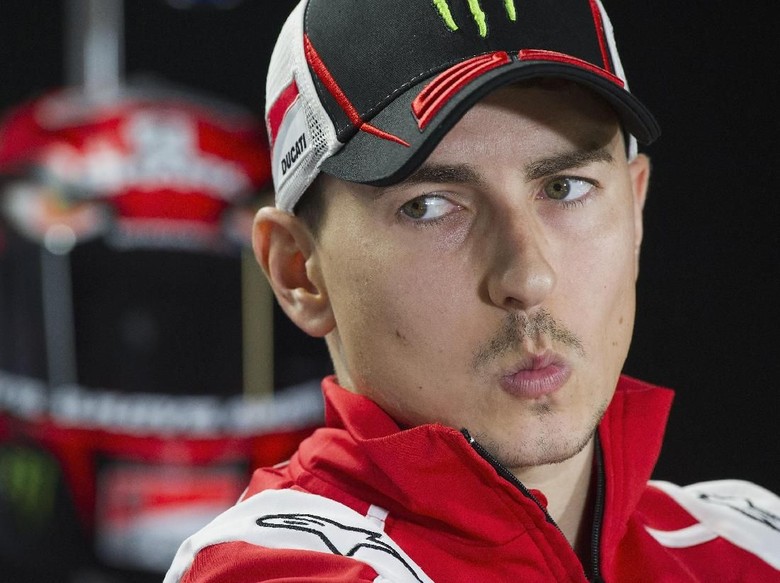 Lorenzo Menuju Suzuki? Lorenzo Menuju Suzuki?