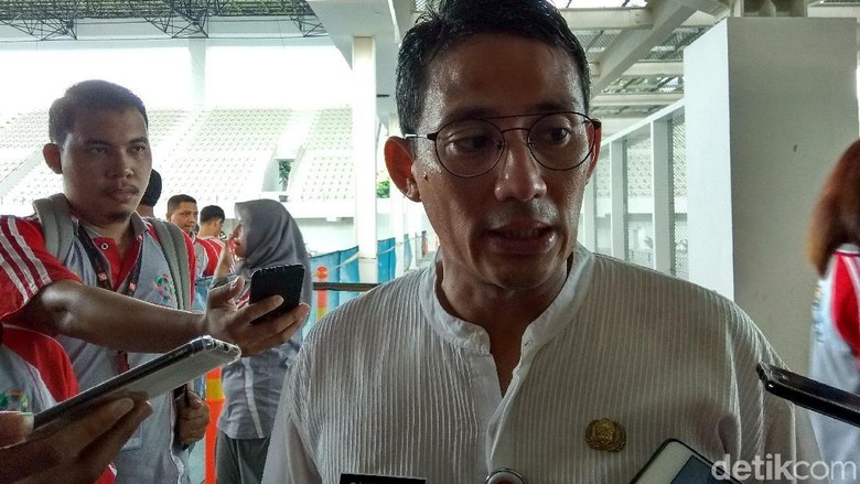 Sandi: Revitalisasi Kampung Akuarium Mungkin 2019 Sandi: Revitalisasi Kampung Akuarium Mungkin 2019