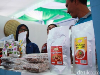 Pameran Produk Lokal Meriahkan Rangkaian Festival Maksaira Pameran Produk Lokal Meriahkan Rangkaian Festival Maksaira