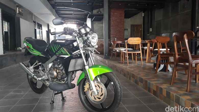 Sudah Langka, Tiap Bulan Harga Ninja 2 Tak Naik Rp 2 Juta Sudah Langka, Tiap Bulan Harga Ninja 2 Tak Naik Rp 2 Juta