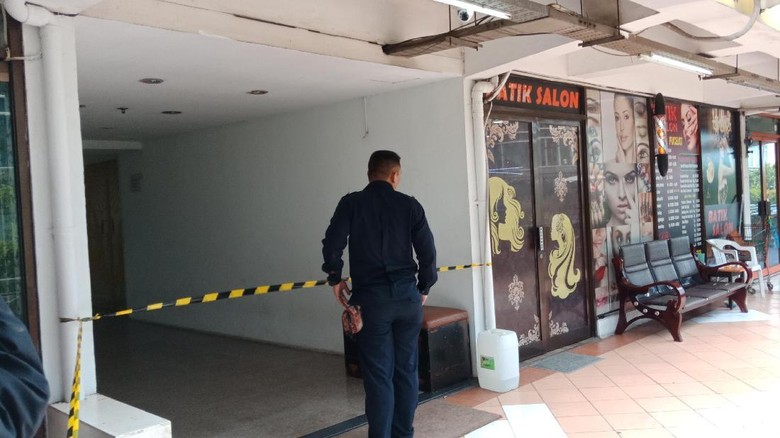 Mayat Wanita Ditemukan di Teras Apartemen di Pluit Mayat Wanita Ditemukan di Teras Apartemen di Pluit