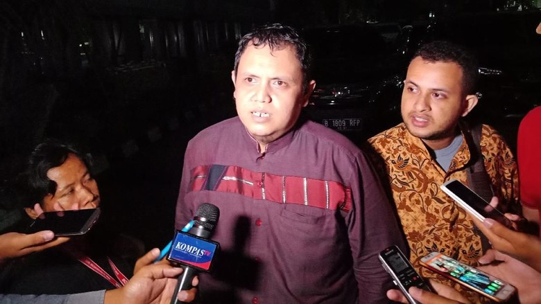 Ketua Cyber Indonesia Klarifikasi Konten Laporan Terkait Amien Rais Ketua Cyber Indonesia Klarifikasi Konten Laporan Terkait Amien Rais