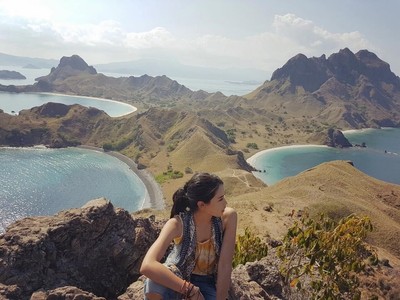 Maudy Ayunda yang Terdiam Melihat Alam Indonesia Maudy Ayunda yang Terdiam Melihat Alam Indonesia