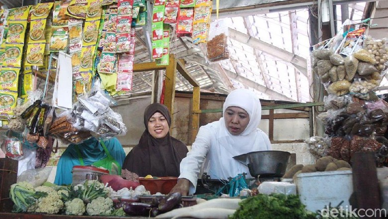 Ke Ponpes Amanatul Ummah, Khofifah Didoakan Pimpin Jatim Ke Ponpes Amanatul Ummah, Khofifah Didoakan Pimpin Jatim