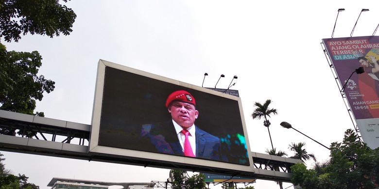HUT Kopassus, Gatot Ucapkan Selamat Lewat Videotron Jakarta-Bandung HUT Kopassus, Gatot Ucapkan Selamat Lewat Videotron Jakarta-Bandung