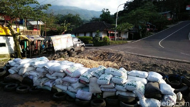Cegah Rem Blong, Pahami Teknik Pengereman Motor yang Tepat Cegah Rem Blong, Pahami Teknik Pengereman Motor yang Tepat
