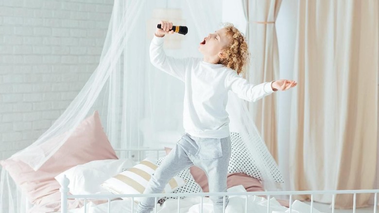 Walau Sakit Parah, Bocah Ini Tetap Menyanyi dengan Riang/ Foto: Thinkstock Walau Sakit Parah, Bocah Ini Tetap Menyanyi dengan Riang/ Foto: Thinkstock