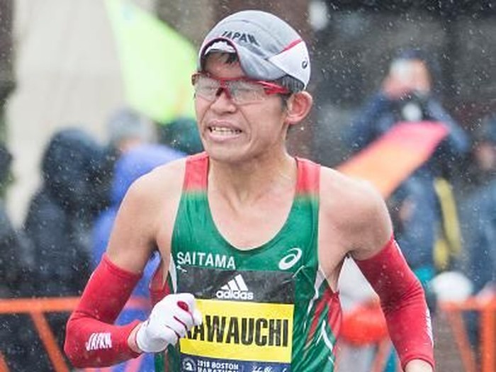 Yuka Kawauchi seorang pegawai kantoran yang menang lomba maraton. Foto: Getty Images Yuka Kawauchi seorang pegawai kantoran yang menang lomba maraton. Foto: Getty Images