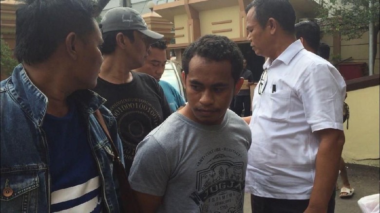 Polisi: Pembunuhan Pria Penuh Luka di Cawang karena Sakit Hati Polisi: Pembunuhan Pria Penuh Luka di Cawang karena Sakit Hati
