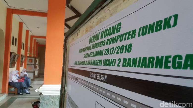 Keluhan Peserta UNBK Susulan: Soal Lebih Sulit, Waktu Dikurangi Keluhan Peserta UNBK Susulan: Soal Lebih Sulit, Waktu Dikurangi