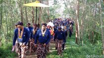 Benda Ini Hanya Tiap 8 Tahun Sekali Ikut Labuhan Merapi Benda Ini Hanya Tiap 8 Tahun Sekali Ikut Labuhan Merapi