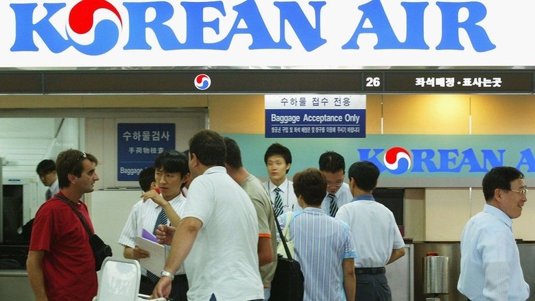 Insiden Siram Air, Wakil Presiden Korean Air Diberhentikan Sementara Insiden Siram Air, Wakil Presiden Korean Air Diberhentikan Sementara