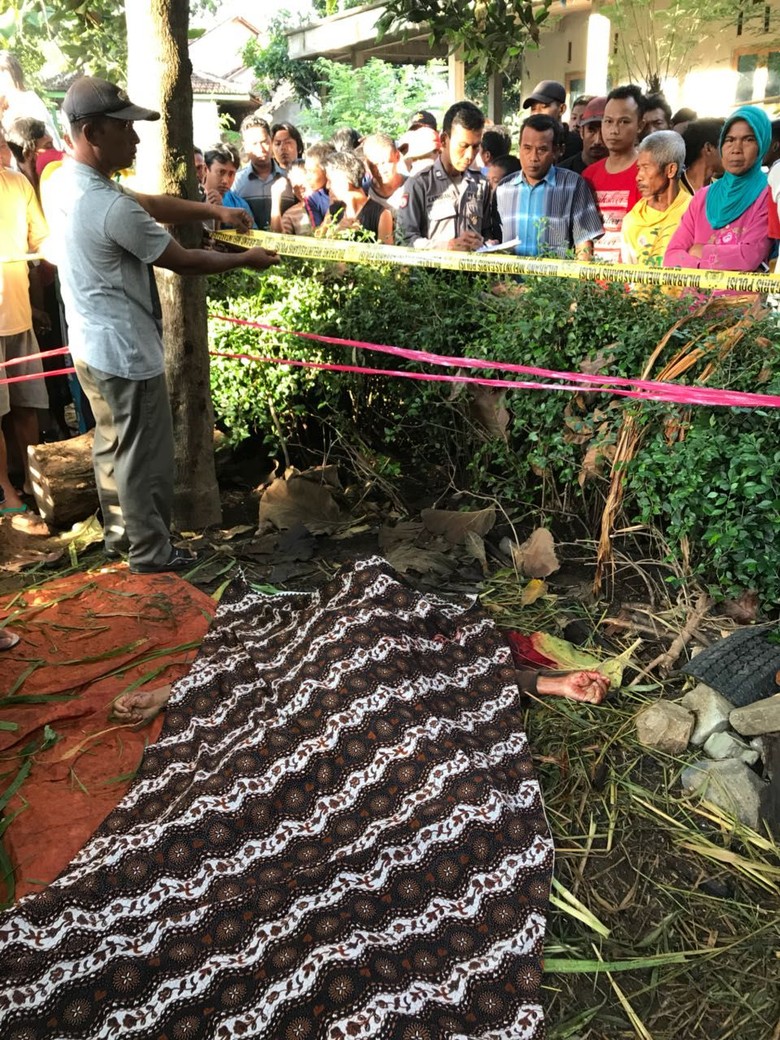 Berangkat ke Sawah, Pria di Jember Tewas Dibacok Tetangga Berangkat ke Sawah, Pria di Jember Tewas Dibacok Tetangga