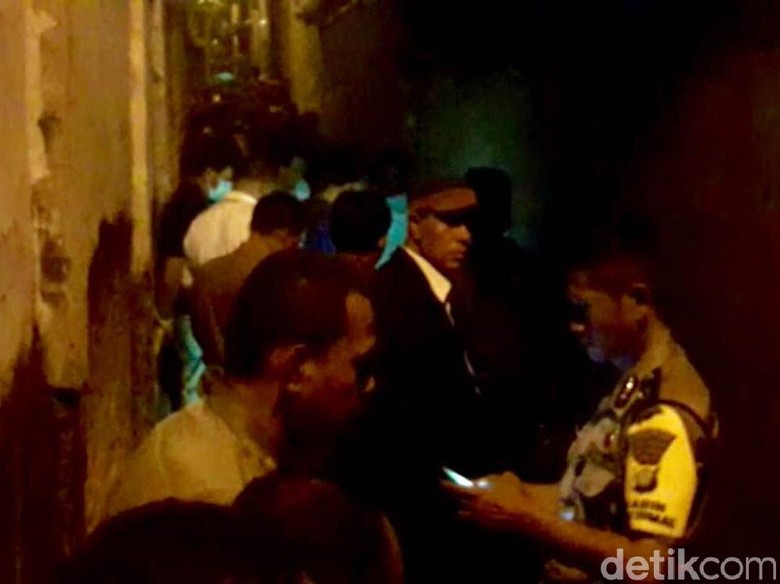 Polisi Periksa 3 Saksi Penemuan Mayat Penuh Luka di Cawang Polisi Periksa 3 Saksi Penemuan Mayat Penuh Luka di Cawang