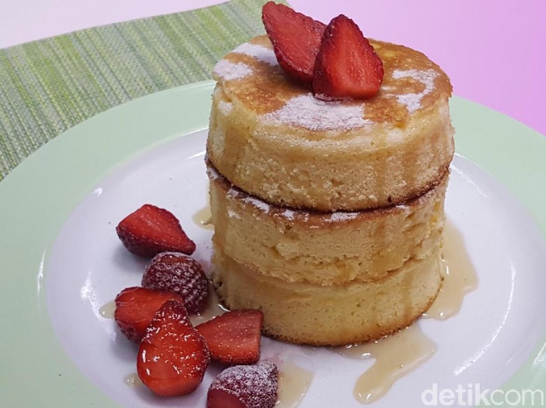 Resep Kue : Japanese Fluffy Pancake Resep Kue : Japanese Fluffy Pancake