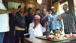 Pasangan Deddy-Dedi Didukung Paguyuban Paranormal Jabar Pasangan Deddy-Dedi Didukung Paguyuban Paranormal Jabar