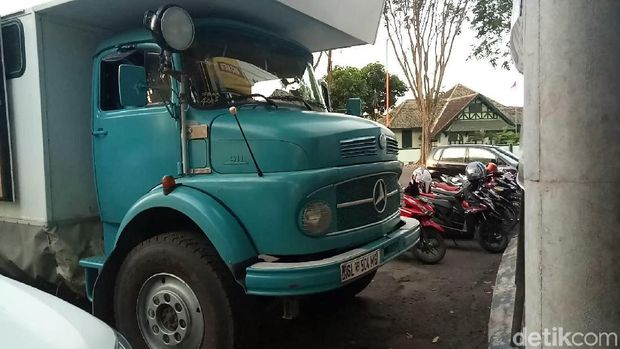 Suka Duka Keliling Dunia Dari 3 Bule Austria di Banyuwangi