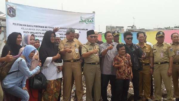 Pemprov DKI Jakarta Bangun Musala di Kampung Akuarium Pemprov DKI Jakarta Bangun Musala di Kampung Akuarium