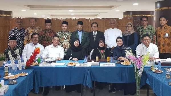 Puan-Menkes-Menag Rapat Lanjutan Persiapan Haji 2018 di Mekah Puan-Menkes-Menag Rapat Lanjutan Persiapan Haji 2018 di Mekah