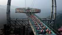 Foto: Balkon Kaca Terbesar Dunia di Tebing China Foto: Balkon Kaca Terbesar Dunia di Tebing China